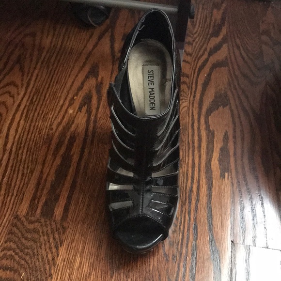 Steve Madden heels. Great condition. - Picture 3 of 4